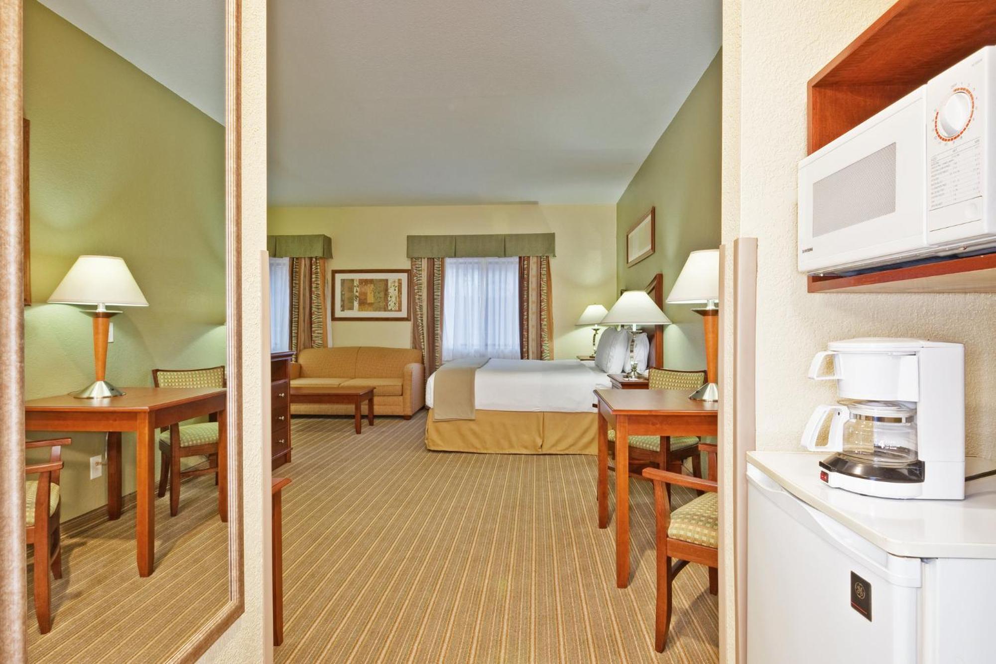 Holiday Inn Express Winfield - Teays Valley, An Ihg Hotel Hurricane ภายนอก รูปภาพ