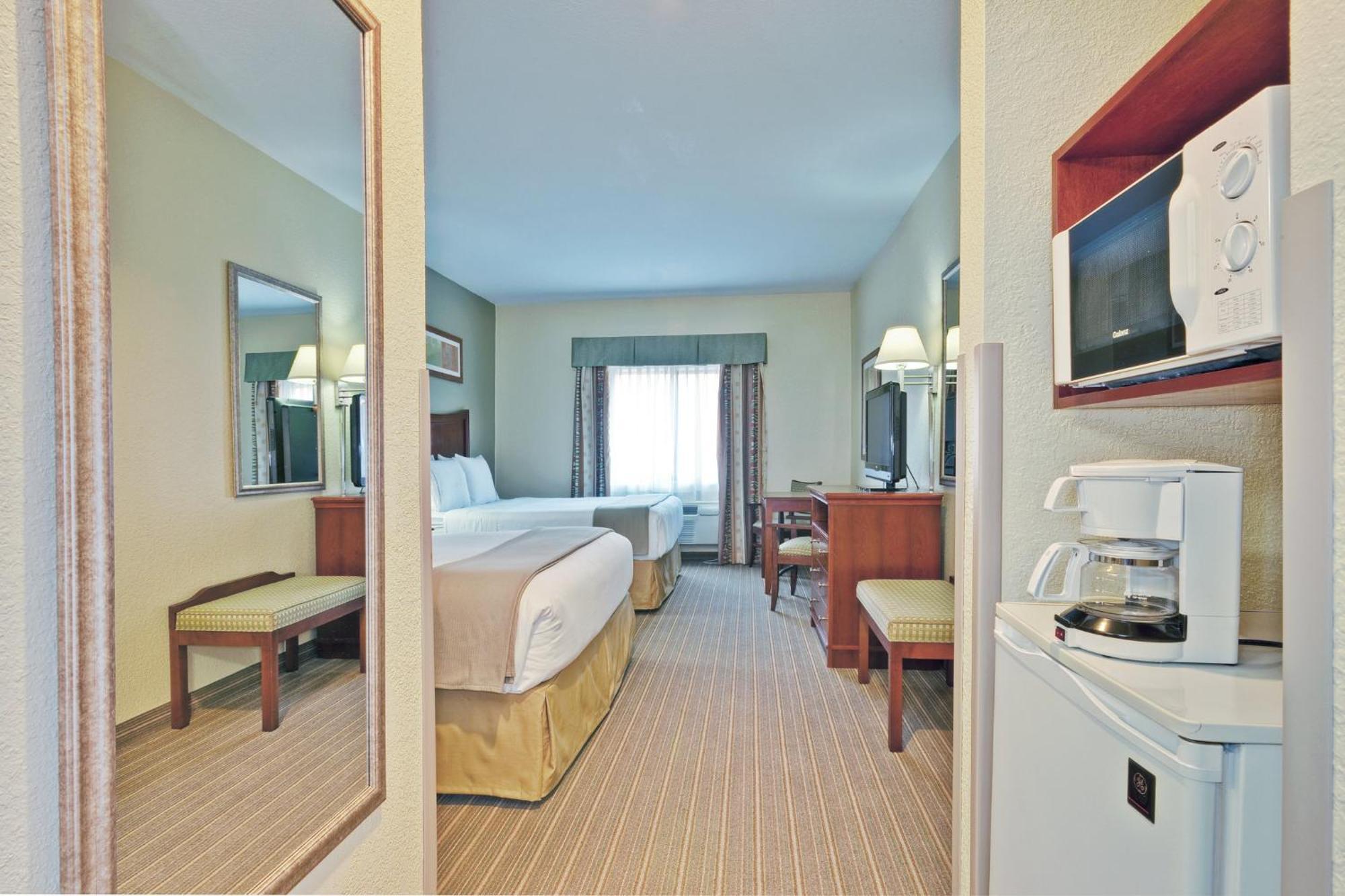 Holiday Inn Express Winfield - Teays Valley, An Ihg Hotel Hurricane ภายนอก รูปภาพ