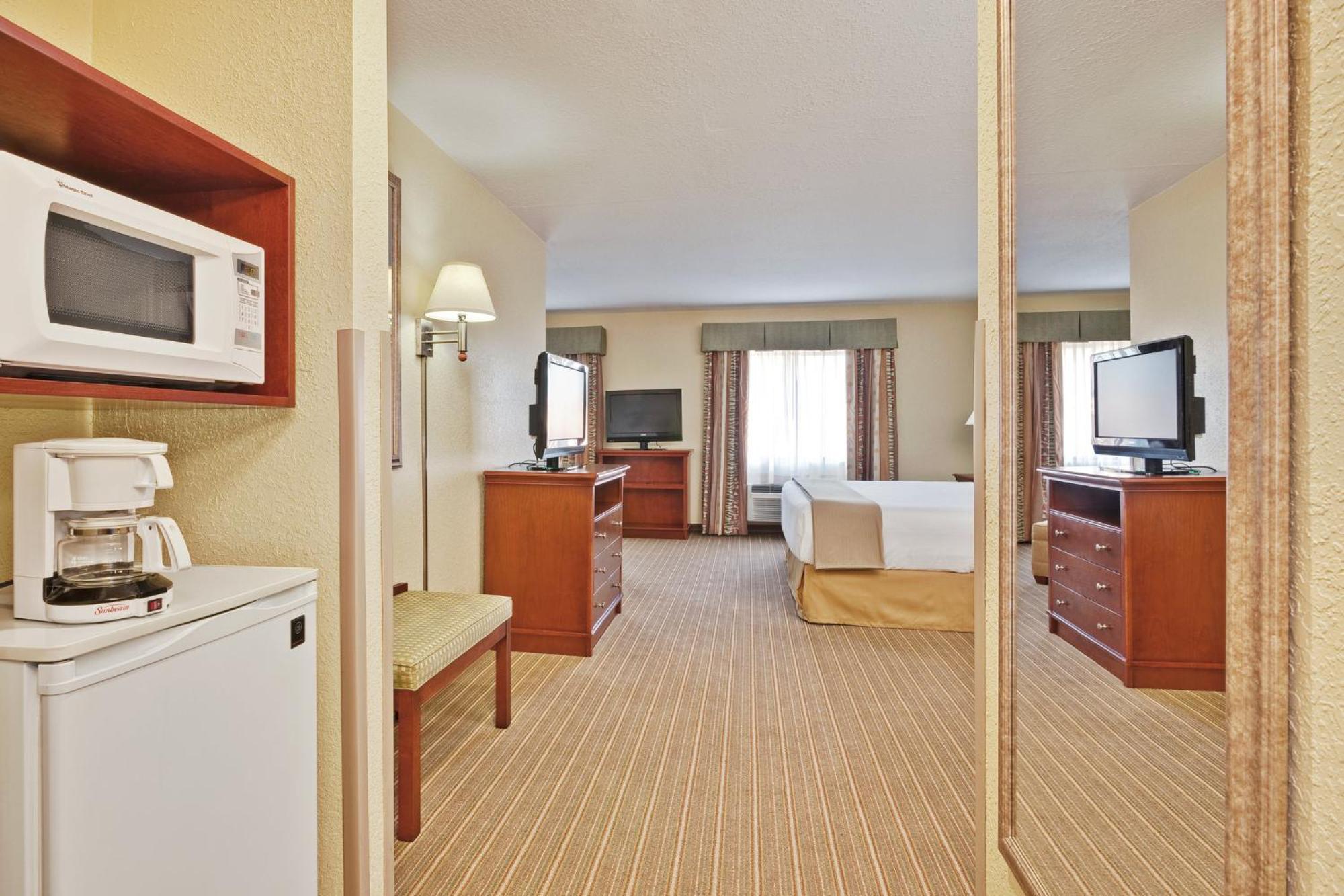 Holiday Inn Express Winfield - Teays Valley, An Ihg Hotel Hurricane ภายนอก รูปภาพ