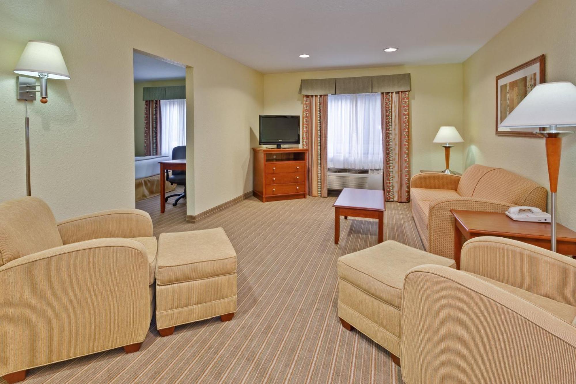 Holiday Inn Express Winfield - Teays Valley, An Ihg Hotel Hurricane ภายนอก รูปภาพ